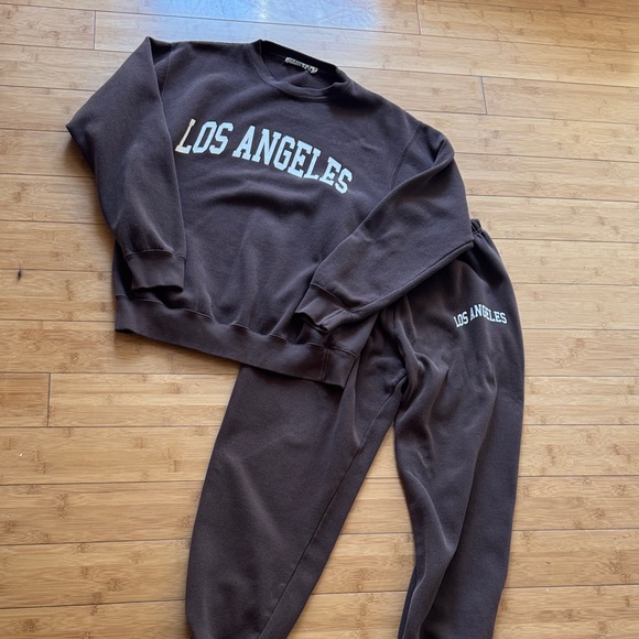 Audrey 3+1 Brown Los Angeles Sweatshirt and Sweatpants Joggers Set Large - Picture 1 of 1